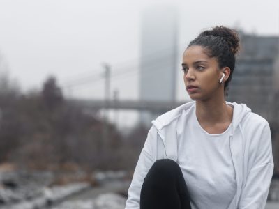 woman-jogging-winter-time